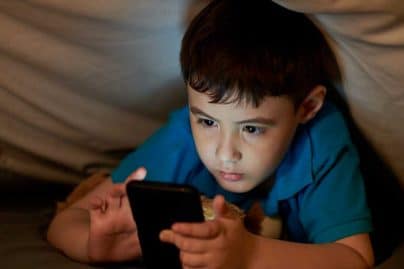 UAE hospital warns parents on screen time risks to children’s vision